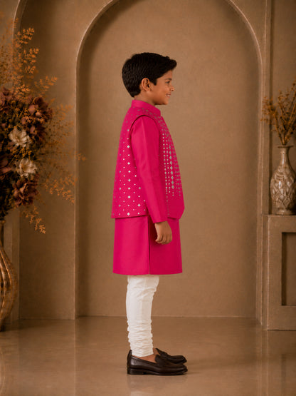 Elaisha Boys Woven Full Solid Kurta & Pajama With Embellished Jacket - Pink & White