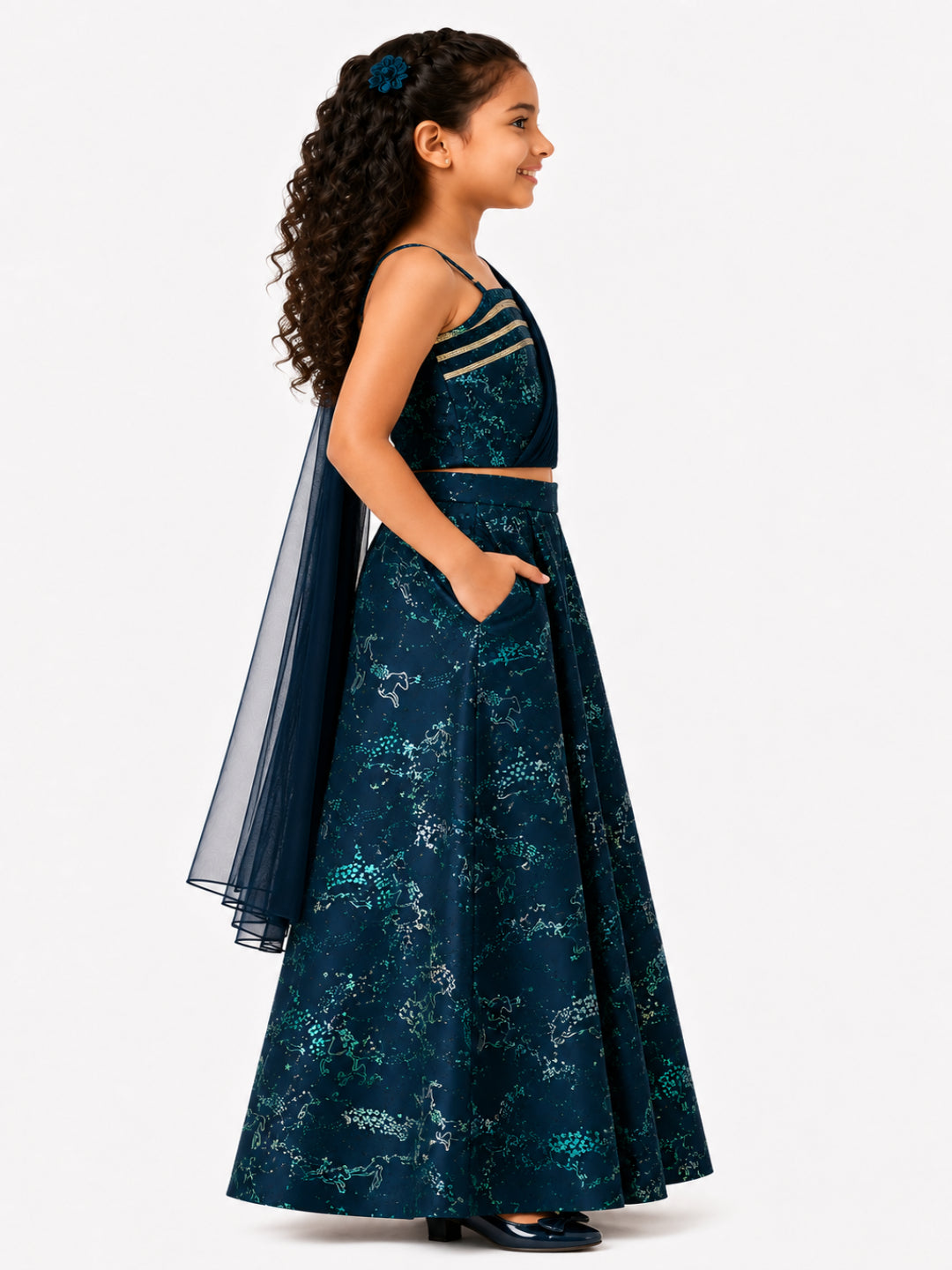 Elaisha Girls Woven Sleeveless All Over Unicorn Print Top With Drapped Dupatta & Unicorn Print Palazzo Set - Navy Blue